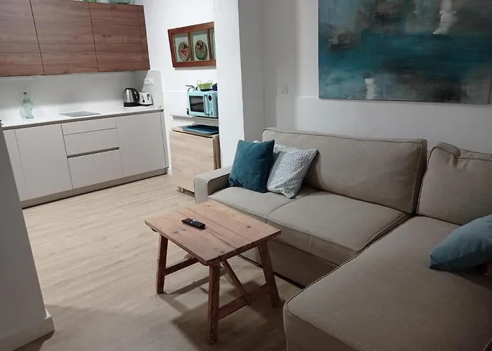 Kiana Loft, La Casa Del Parral